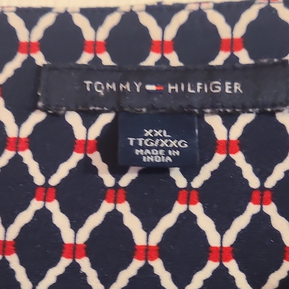 Tommy Hilfiger Navy and Red Patterned Fabric - Picture 2 of 3